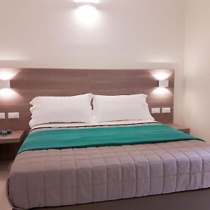 Camera standard con letto king size